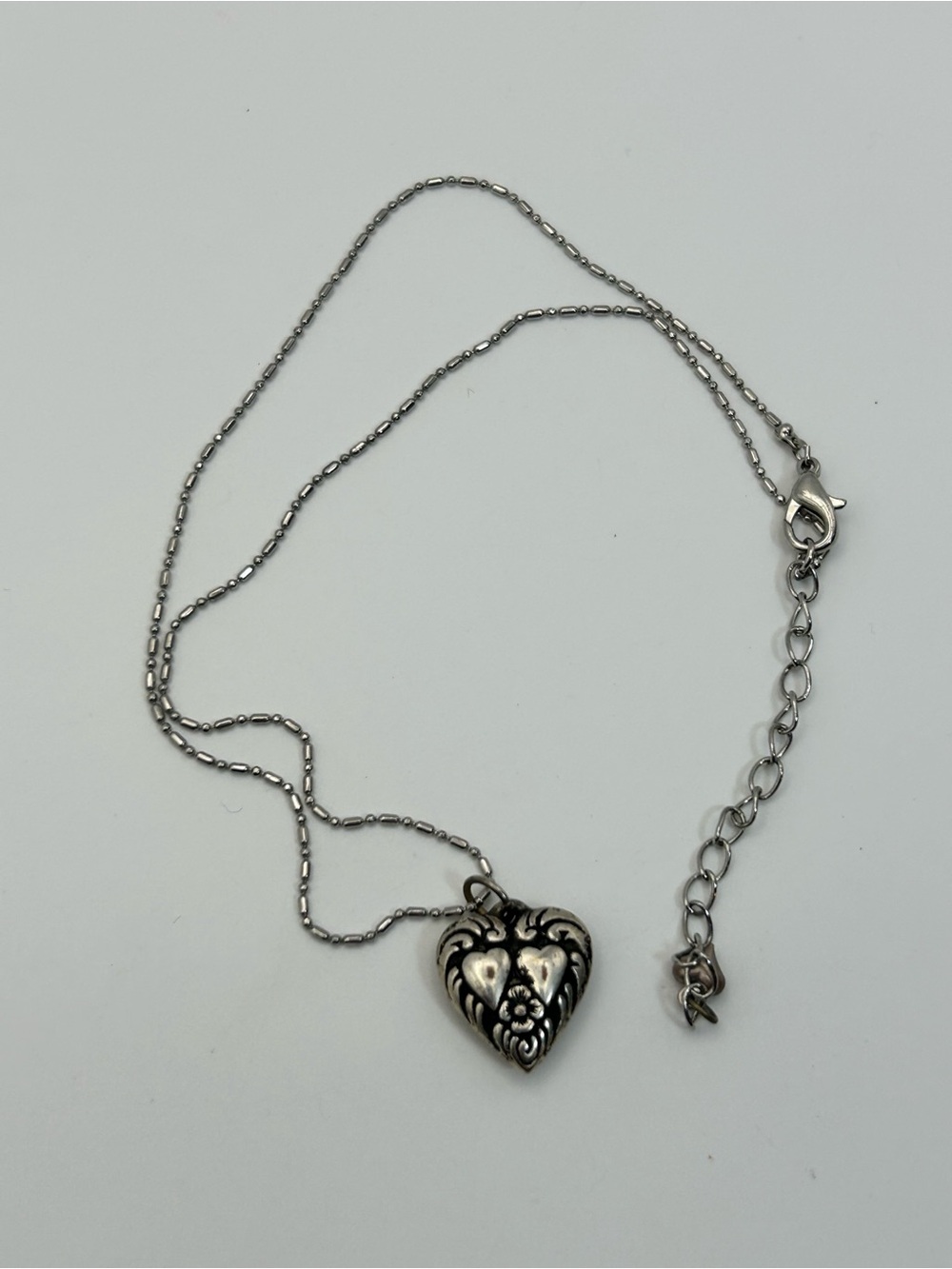 Vintage Ornate Heart Pendant Necklace - Silver-tone Petite Chain 18" Patina - Picture 5 of 8